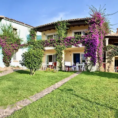 Stella Di Gallura Aparthotel 3*