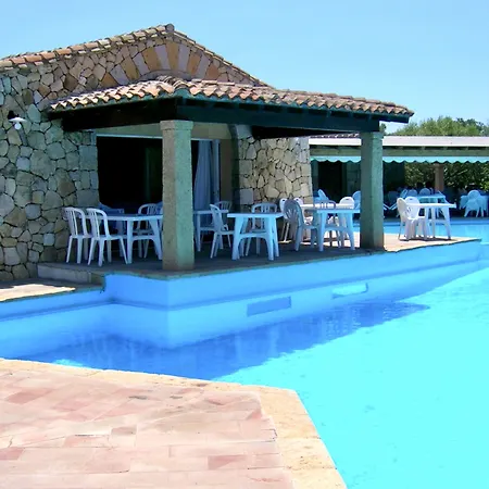 Stella Di Gallura Aparthotel 3*